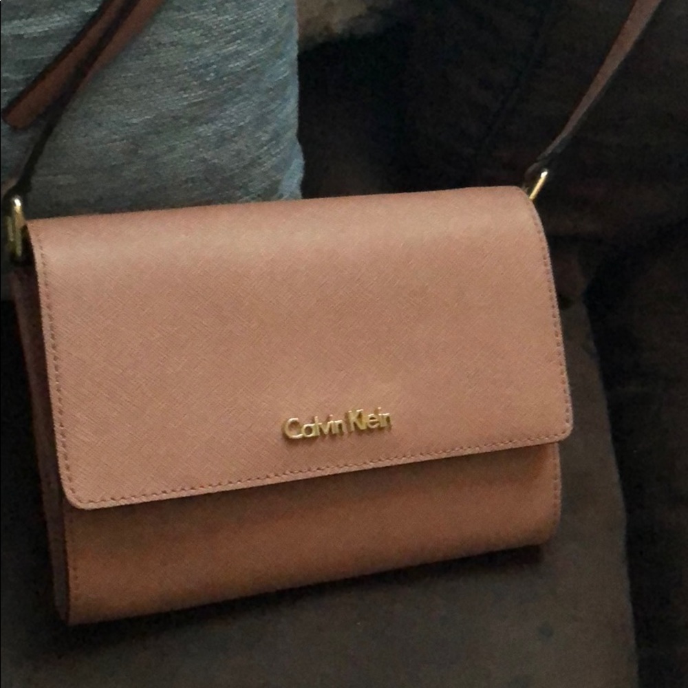 Calvin Klein cross Body bag